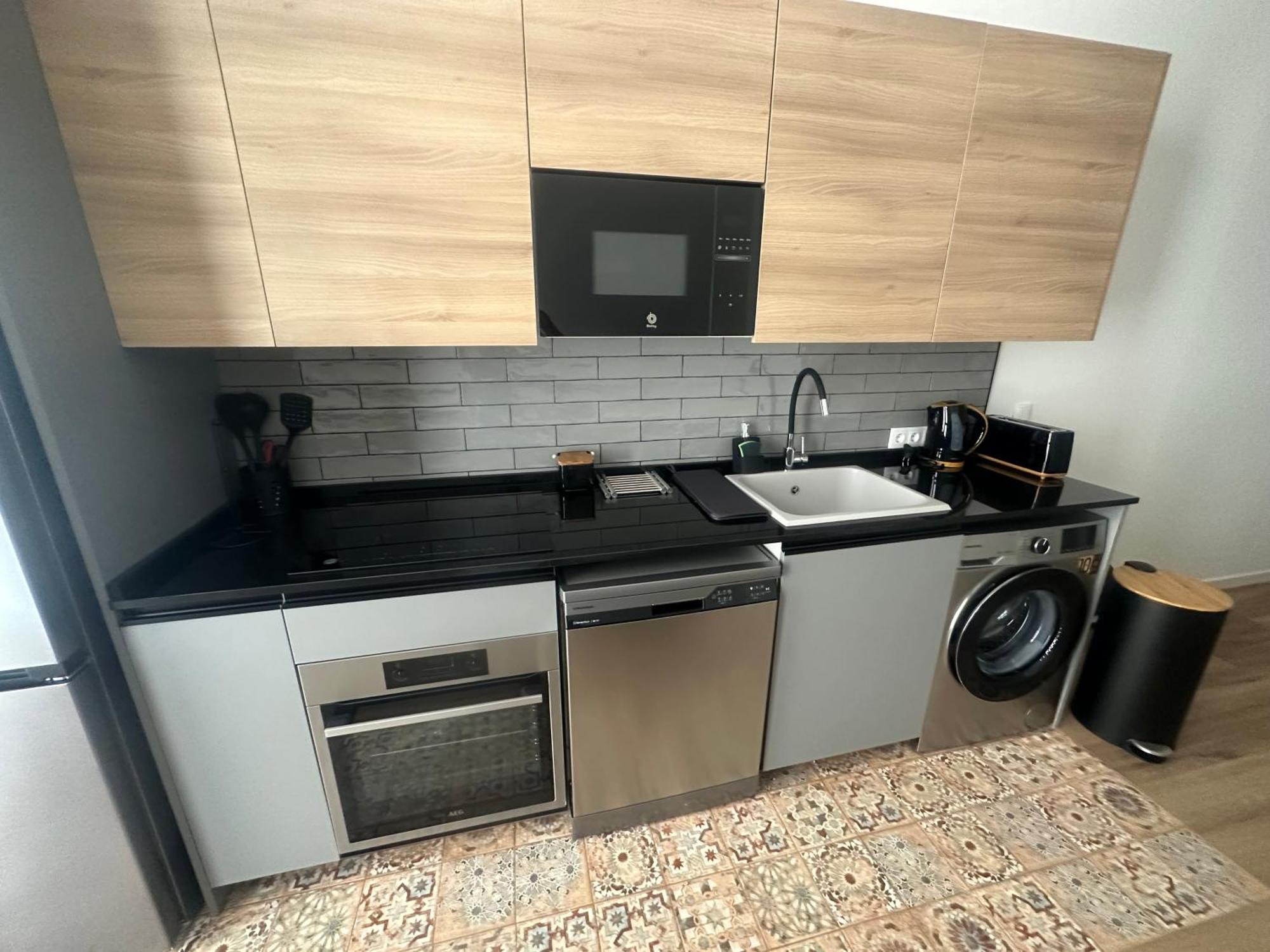 Portobeach Valencia Suites Extérieur photo