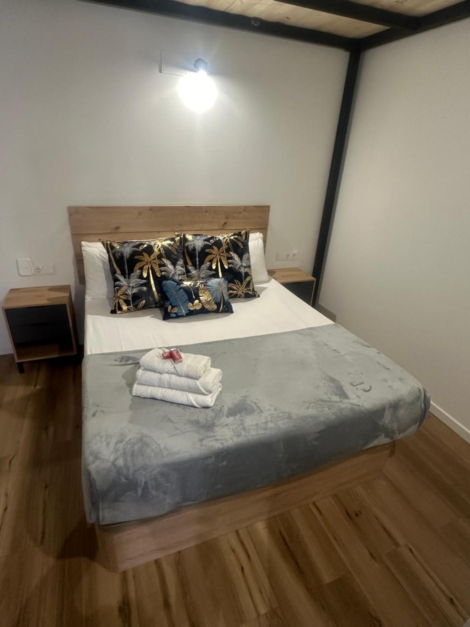 Portobeach Valencia Suites Extérieur photo